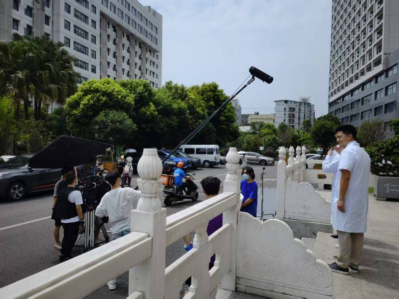 望谟县广告片拍摄公司低成本实现高规格制作的诀窍